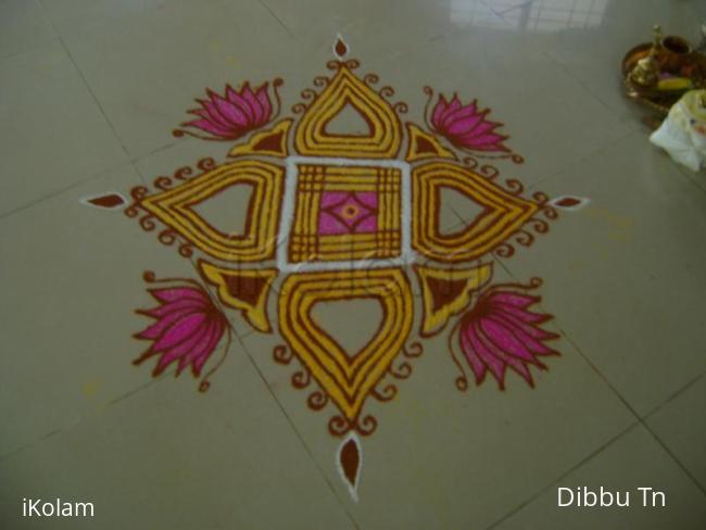 Rangoli: Fifth Day of Navrathri Podikolam