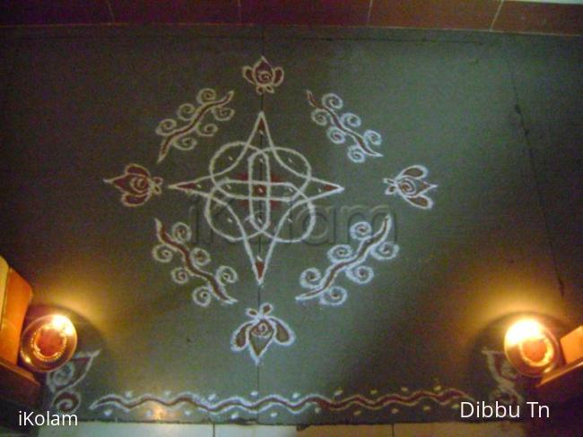 Rangoli: Small Podikolam