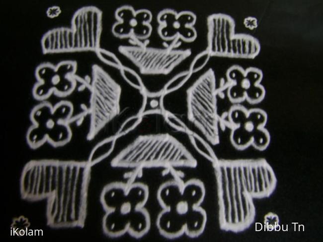 Rangoli: 10 x 10 Kolam