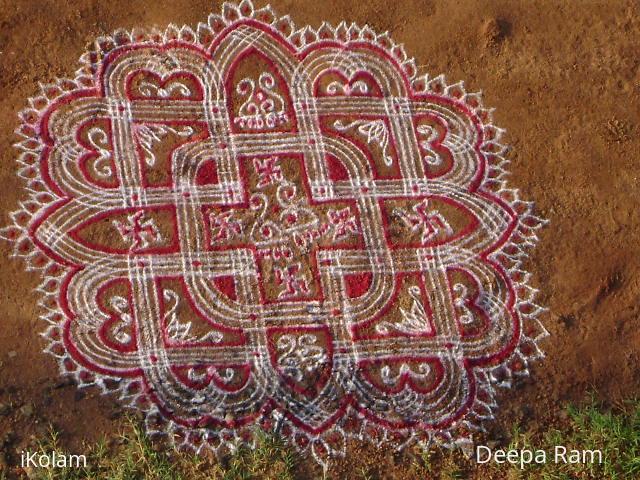 Rangoli: navarathri mud floor kolam