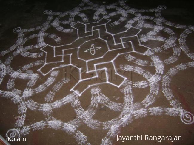 Rangoli: Dotted kolam