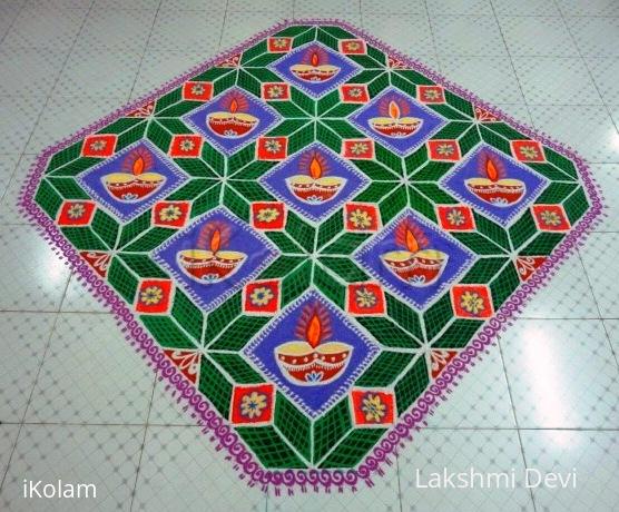 Rangoli: Multi coloured margazhi lace (dotted)