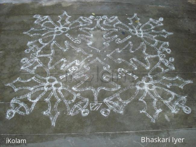 Rangoli: christmas kolam