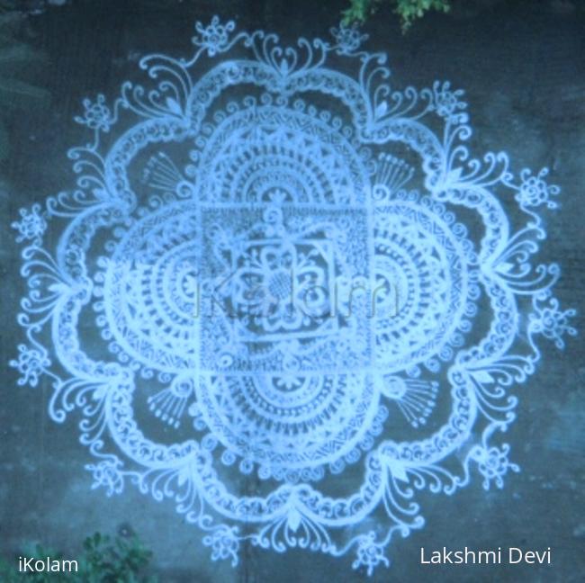 Rangoli: Free hand kolam