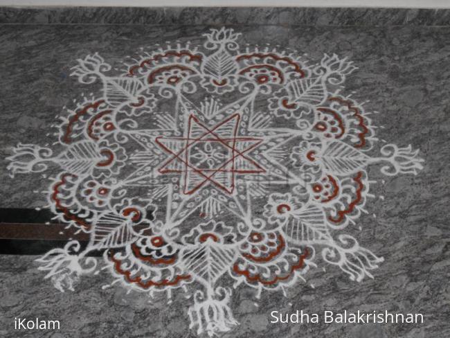 Rangoli: free hand kolam