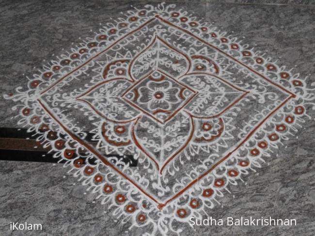 Rangoli: Free hand kolam