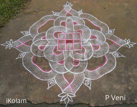 Rangoli: Kuzhal Kolam