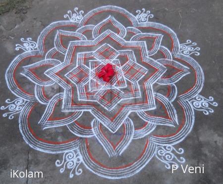 Rangoli: Kuzhal Kolam