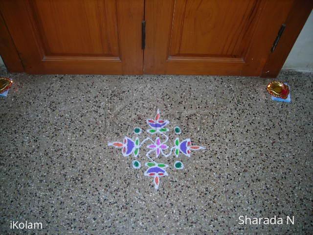 Rangoli: Dotted deepa kolam