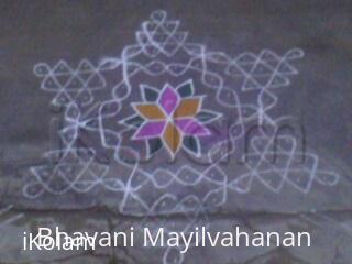 Rangoli: chikku kolam