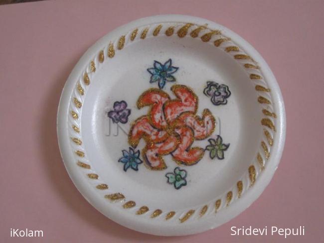 Rangoli: Rangoli on paper plate