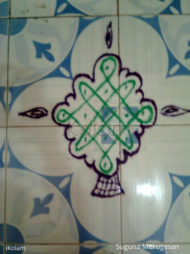 Rangoli: pooja room kolam