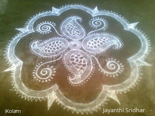 Rangoli: Kuzhal Kolam