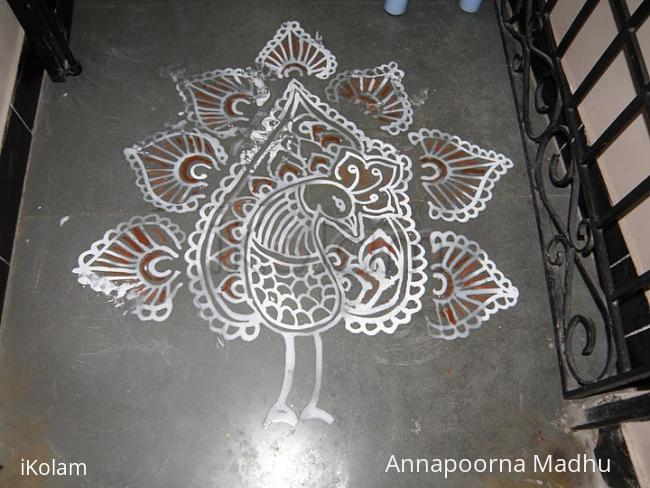 Rangoli: peacock kolam