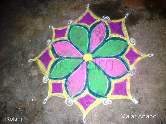 Rangoli: Simple Navarathri Rangoli