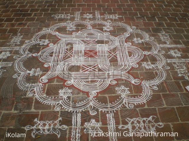 Rangoli: Maakolam 4