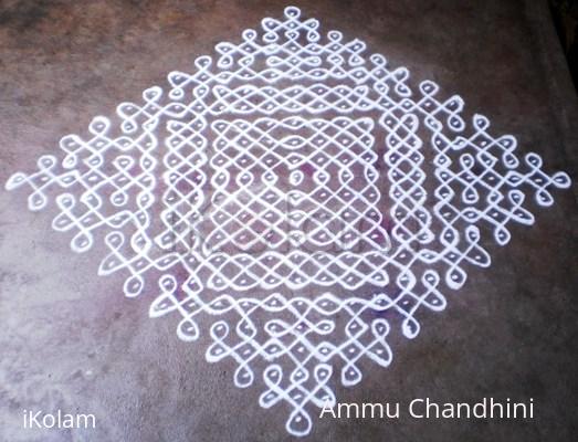 Rangoli: Dotted kolam