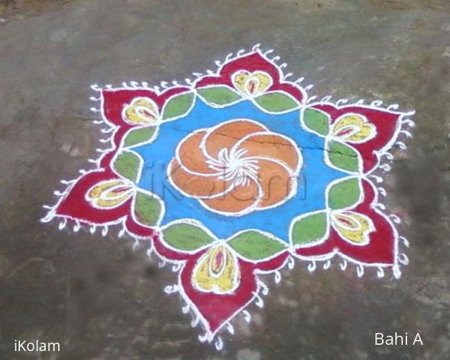 Rangoli: Bright margazhi kolam