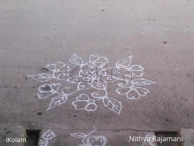 Rangoli: dotted kolam