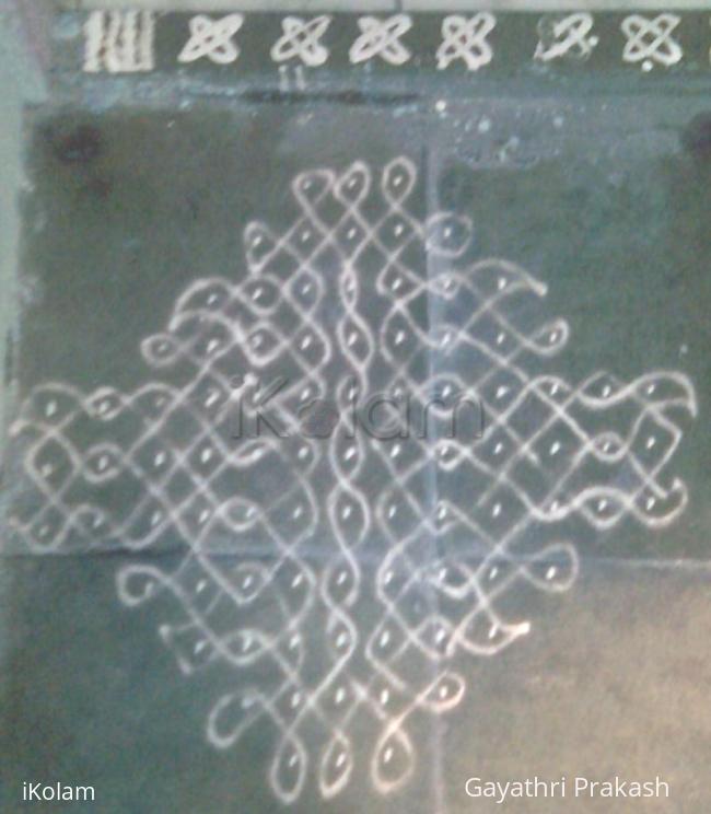 Rangoli: Chikku Kolam 