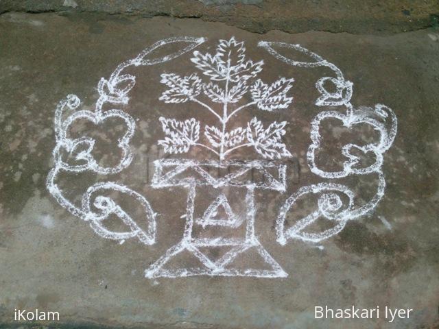 Rangoli: tulasi maadam