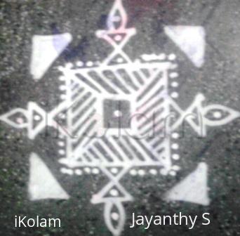 Rangoli: Aptmt kolam