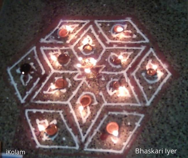 Rangoli: karthigai kolam 