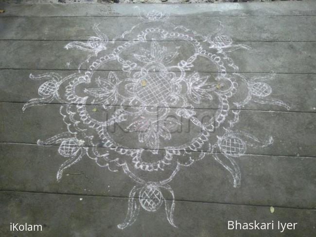 Rangoli: freehand rangoli