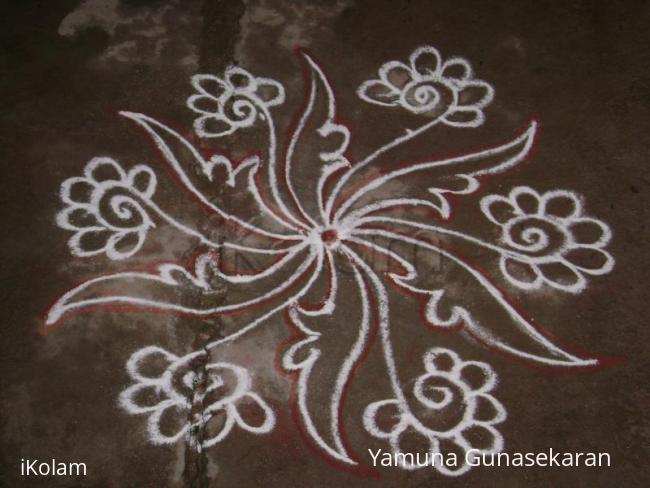 Rangoli: small free hand rangoli