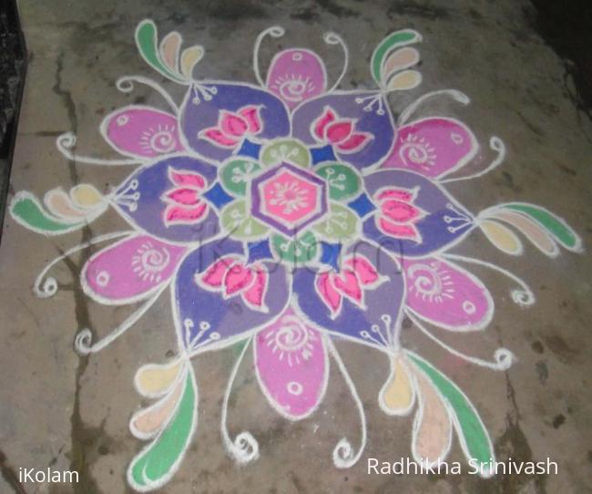 Rangoli: freehand kolam