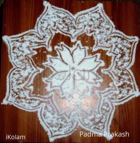 Rangoli: freehand-kolam-13