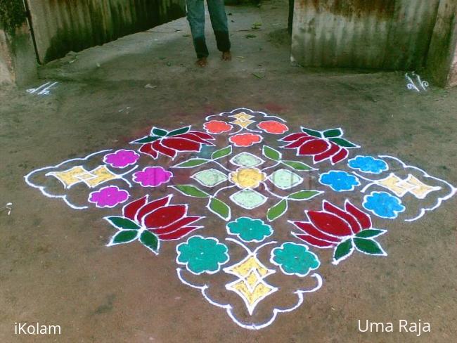 Rangoli: marghali kolam