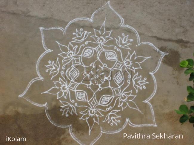 Rangoli: dotted kolam