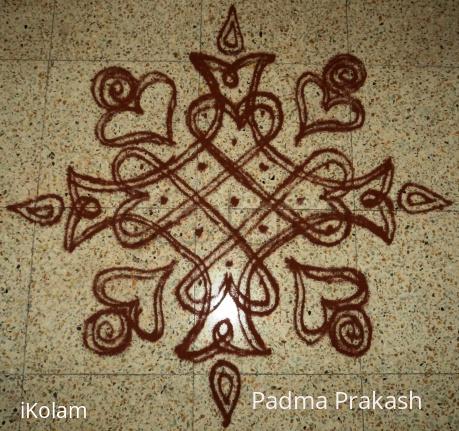 Rangoli: Sikku-kolam -17