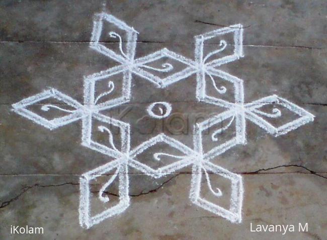 Rangoli: simple star kolam