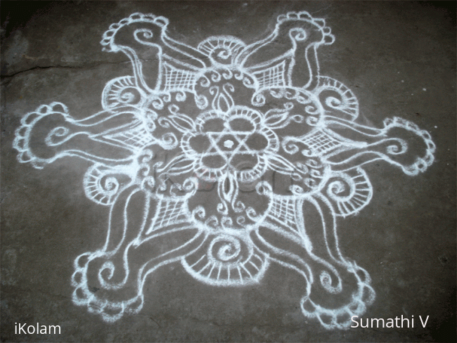 Rangoli: Free hand rangoli