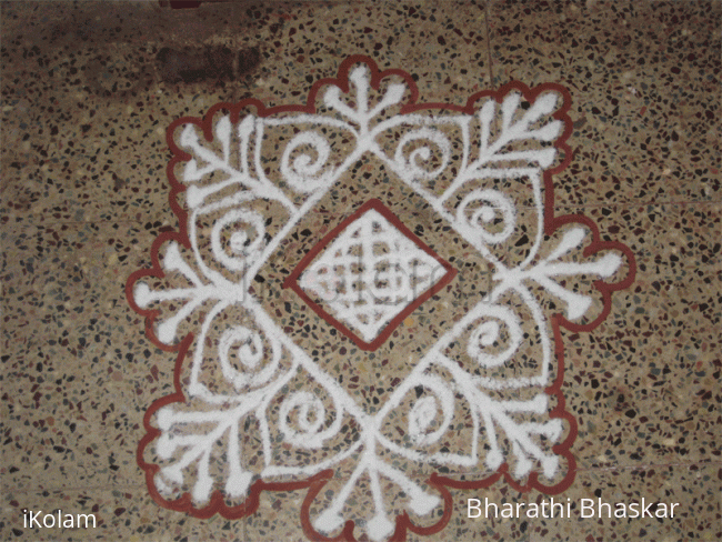 Rangoli: Small kolam