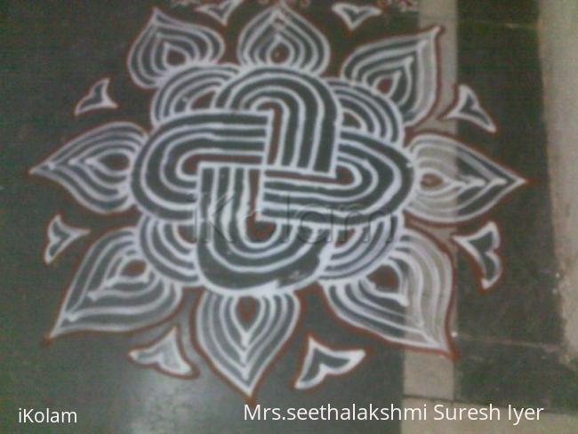 Rangoli: Aadi 3rd Velli Padi Kolam