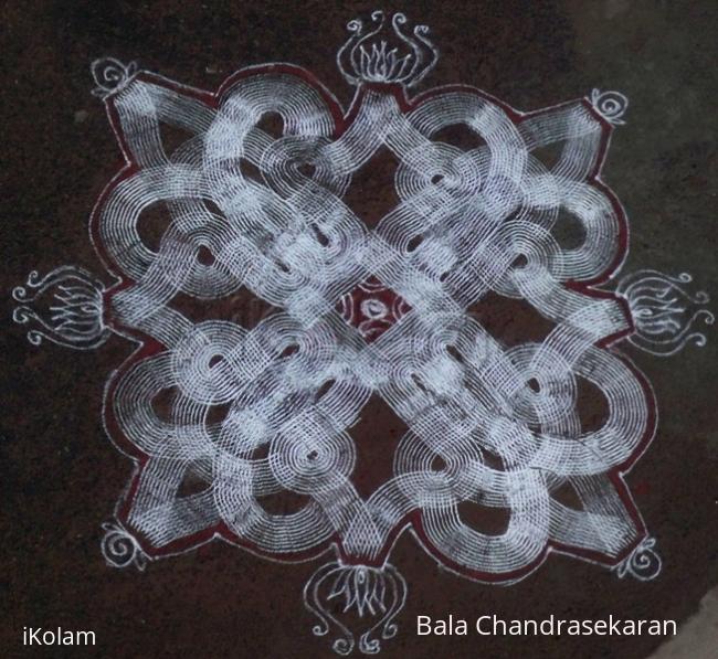 Rangoli: Padi kolam