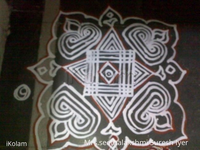 Rangoli: Simple Padi Kolam