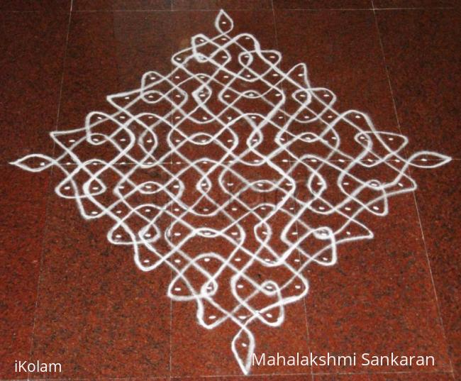 Rangoli: 15 - 1 dots kolam