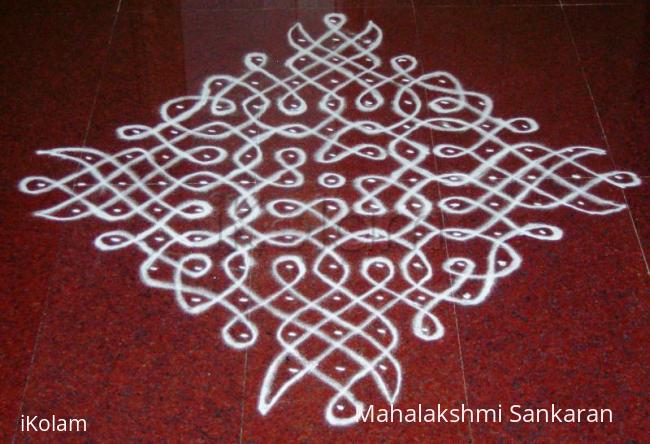 Rangoli: 15 - 1 dots kolam