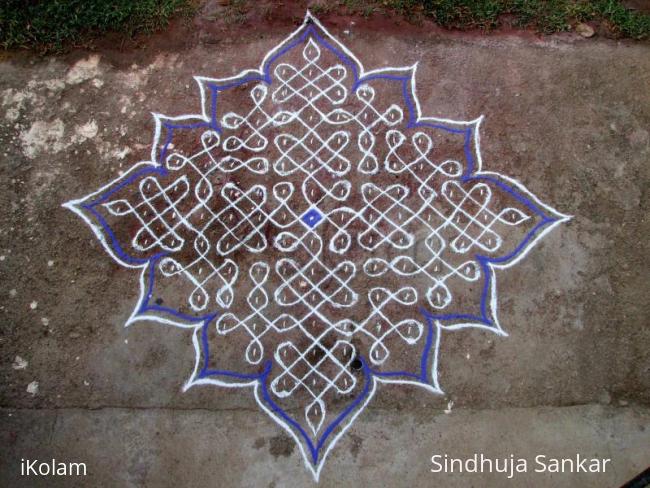 Rangoli: 15x1 - second kolam