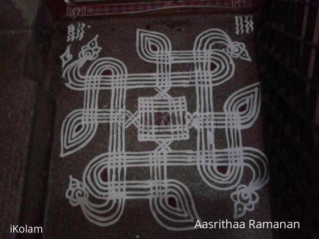 Rangoli: Ganesh Chathurthi 2011 PadiKolam