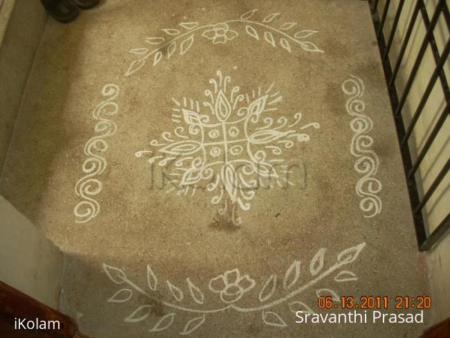 Rangoli: Freehand Kolam