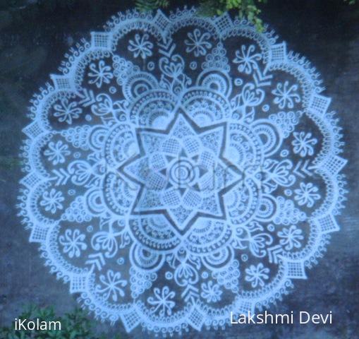 Rangoli: Free hand kolam