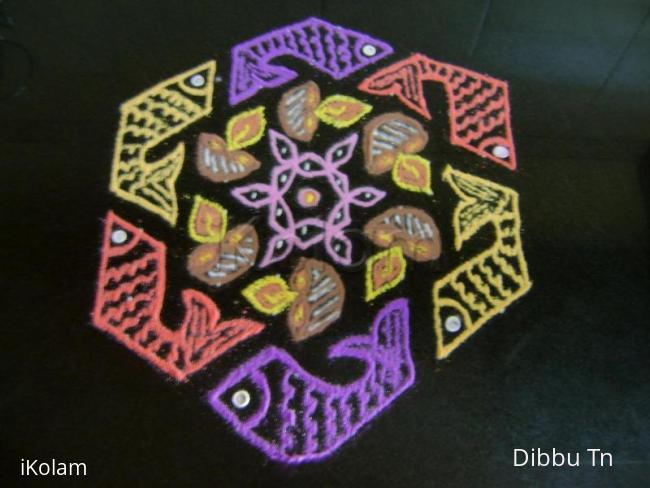 Rangoli: Colorful fishes