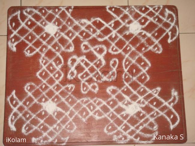 Rangoli: chikku kolam