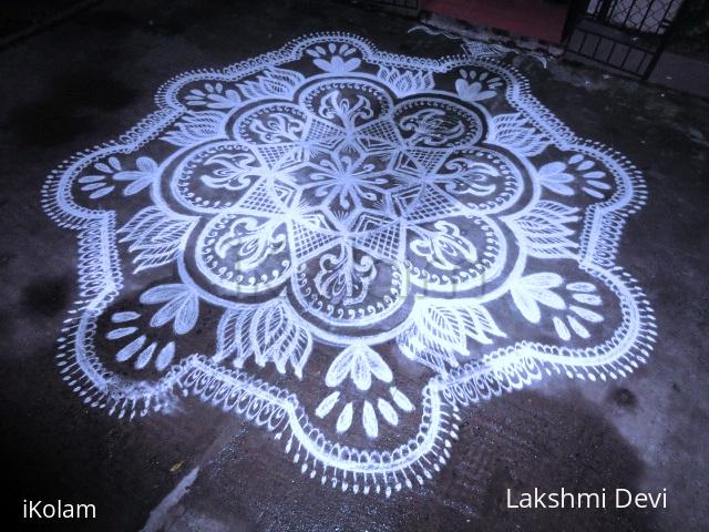 Rangoli: Free hand kolam