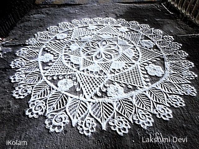 Rangoli: Free hand kolam